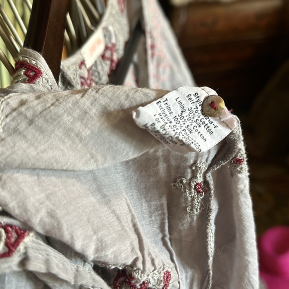 Johnny was M embroidered silk cotton dress - Picture 4 of 5